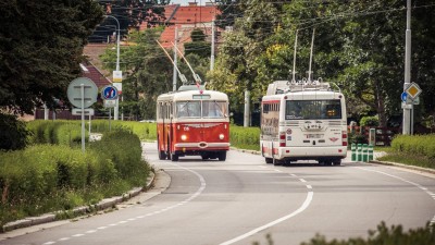 V sobotu budou městem svištět cyklisté. Podívejte se, jak Pardubické Kritérium omezí dopravu