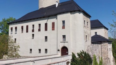 Dnešním dnem otevřel své brány hrad Rychmburk