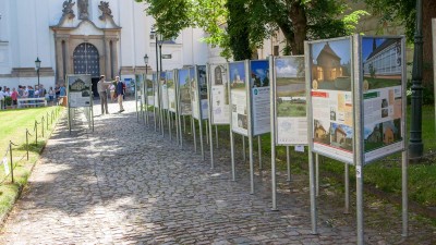 Putovní výstava přináší svědectví o proměnách zanedbaných míst v místa upravená a užitečná