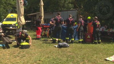 Žena se topila v rybníku Velká Černá, museli ji resuscitovat