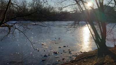 Pozor, bruslen&iacute; na Chrudimce či Labi teď nen&iacute; nebezpečn&eacute;