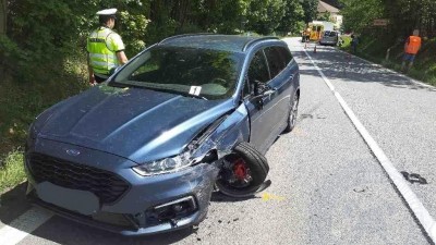 Tři děti v jednom z nabouraných aut měly velké štěstí. Dopadli lépe než další dva lidé