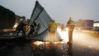 Bude silně foukat! Meteorologové vydali výstrahu před větrným počasím