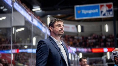 Novým sportovním ředitelem HC Dynamo Pardubice je Petr Sýkora. Dušan Salfický v klubu zůstává v pozici člena představenstva