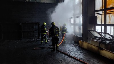 V s&aacute;le kulturn&iacute;ho domu v Lubn&eacute; vypukl pož&aacute;r