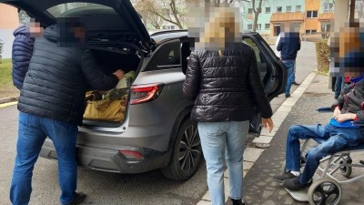 Cizinec rád pobýval v nemocnici v Pardubicích, dobrovolně z ní nikdy neodešel. Rodina v Polsku ho deset let hledala