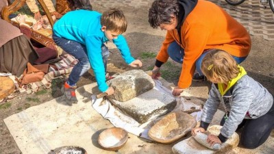 Oslavte mezinárodní den archeologie - na zámku a Příhrádku