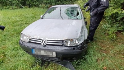 Muž srazil dva muže a ujel, oba zemřeli. Řidiče policisté do pár hodin vypátrali