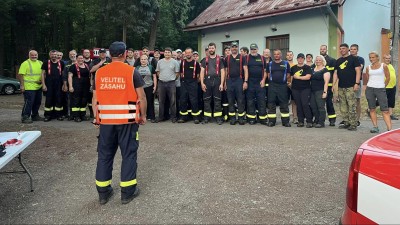 Do hledání ztraceného seniora se zapojili dobrovolníci i se psy, muž byl v úterý nalezen