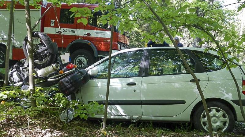 Jedna z tragických nehod motorkářů. Foto: archiv HZS