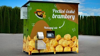 Lid&eacute; v&nbsp;Lan&scaron;krouně se mohou tě&scaron;it na brambory z&nbsp;podhorsk&eacute; oblasti, d&iacute;ky bramborov&eacute;mu automatu