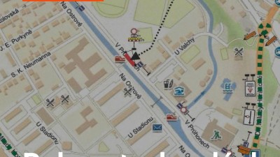 Rekonstrukce lávky v Chrudimi uzavře ulici V Průhonech