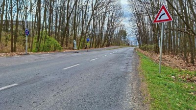 Začínají opravy návozových tras v okolí Sezemic, počítejte s těmito omezeními
