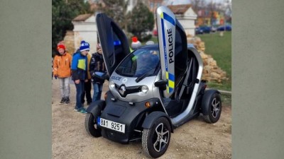 Jako hračka pro děti. Toto je nejmenší auto ve službách české policie, víte, k čemu slouží?