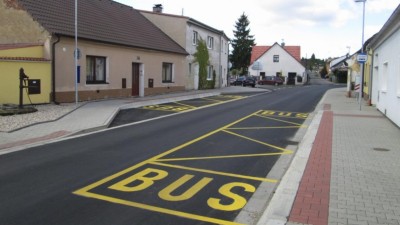 Nejsou řidiči. Koronavirus ovlivňuje autobusovou dopravu v části Pardubického kraje