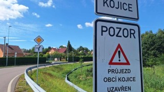 Tento týden odstartovala oprava průtahu Kojicemi, průjezd obcí je uzavřen