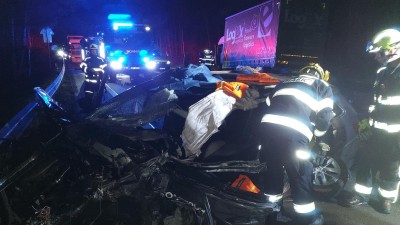 Z&aacute;chrann&eacute; složky vyslal k o&scaron;kliv&eacute; nehodě mezi Moravskou Třebovou a Mohelnic&iacute; syst&eacute;m eCall