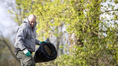 Úklid na Červeňáku i u závodiště. Pardubice se opět zapojí do akce Ukliďme Česko