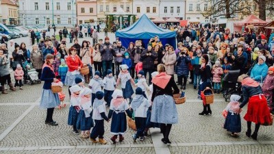 Kujebácký jarmark otevře letošní sezónu venkovních akcí ve Vysokém Mýtě