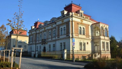 Bude do konce listopadu znám nový vlastník litomyšlské vily Klára a odsouhlasí ho zastupitelé?