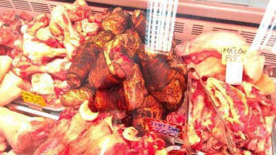 V pražské Sapě zjistili kontroloři nelegálně vyráběné masné výrobky, bez systémů kontroly bezpečnosti potravin