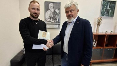 Student se zaměřil na důležité poznatky z praxe urgentního příjmu, jeho diplomovou práci ocenil krajský úřad