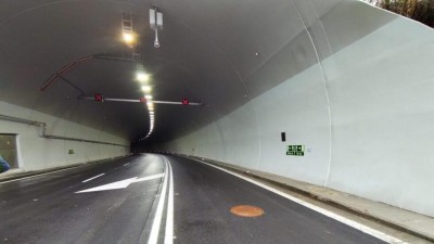 Tunel Hřebeč je po kompletní rekonstrukci otevřen