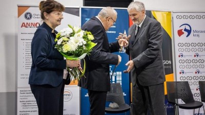 Do Pardubického kraje putuje celorepublikové ocenění Křišťálový kamínek