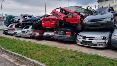 Věděli jste, že svůj starý vůz můžete nechat zlikvidovat hasiči