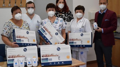 Miminka ve Svitavách a v Ústí nad Orlicí bude hlídat 35 nových monitorů dechu
