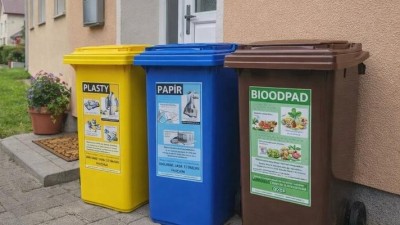 Tř&iacute;dit odpad budou moct lid&eacute; př&iacute;mo od domů d&iacute;ky barevn&yacute;m popelnic&iacute;m i v dal&scaron;&iacute;ch č&aacute;stech Pardubic