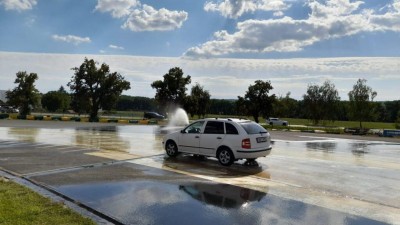 Projekt @START DRIVING už potřetí dá mladým řidičům jistotu za volantem. Odstartuje 7. března