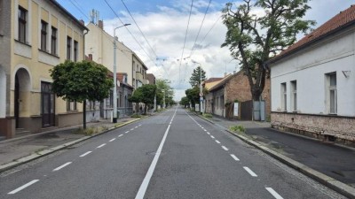 Větší bezpečnost a více parkovacích kapacit, díky novému dopravnímu značení na východě Pardubic