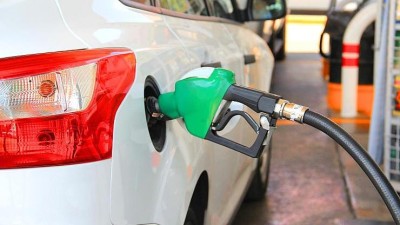 Cena benzínu může dnes lámat historické rekordy! Řidiči už teď tankují dráže než před snížením spotřební daně
