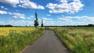 Obrazem: Nová cyklostezka mezi Hradcem Králové a Pardubicemi vymístění cyklisty a pěší ze silnice 111/29810