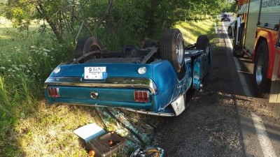 Auto skončilo v Seči v příkopu a na střeše, čtyři cestující utrpěli zranění