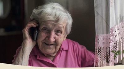Terapeutická linka Sluchátko je cestou k psychoterapii a ke spokojenějšímu životu, slouží nejen seniorům