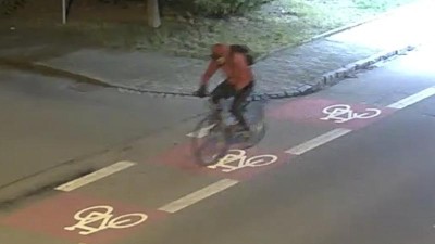 VIDEO: Naléhavá výzva policie! Hledá se tento cyklista